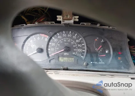 2005 Toyota Corolla Ce z USA, uszkodzony, nr VIN 1NXBR32E15Z465391